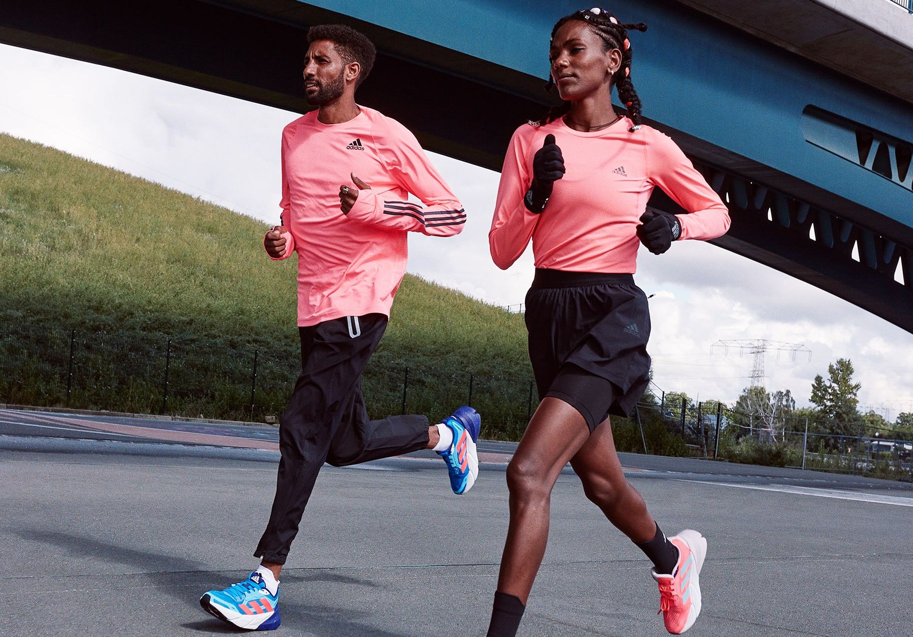 Brand olahraga adidas resmi meluncurkan koleksi sepatu lari terbarunya, yakni adidas Adistar yang dirancang untuk meningkatkan kepercayaan diri.