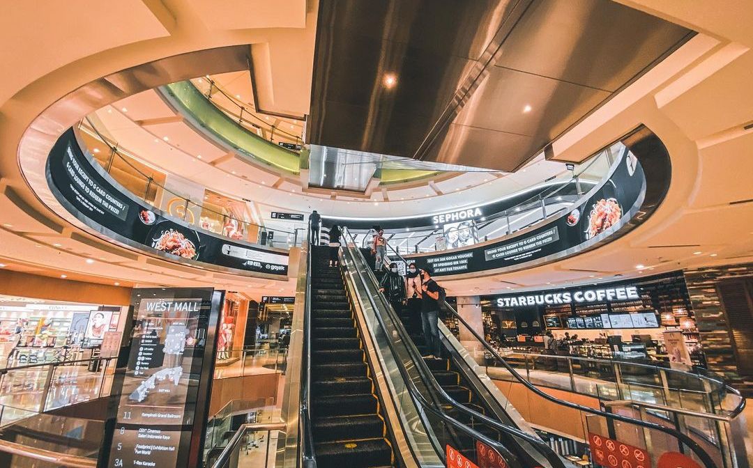 Grand Indonesia merupakan salah satu mal terbesar di Jakarta mulai menerapkan sistem parkir teknologi modern untuk mempercepat akses pengunjung.
