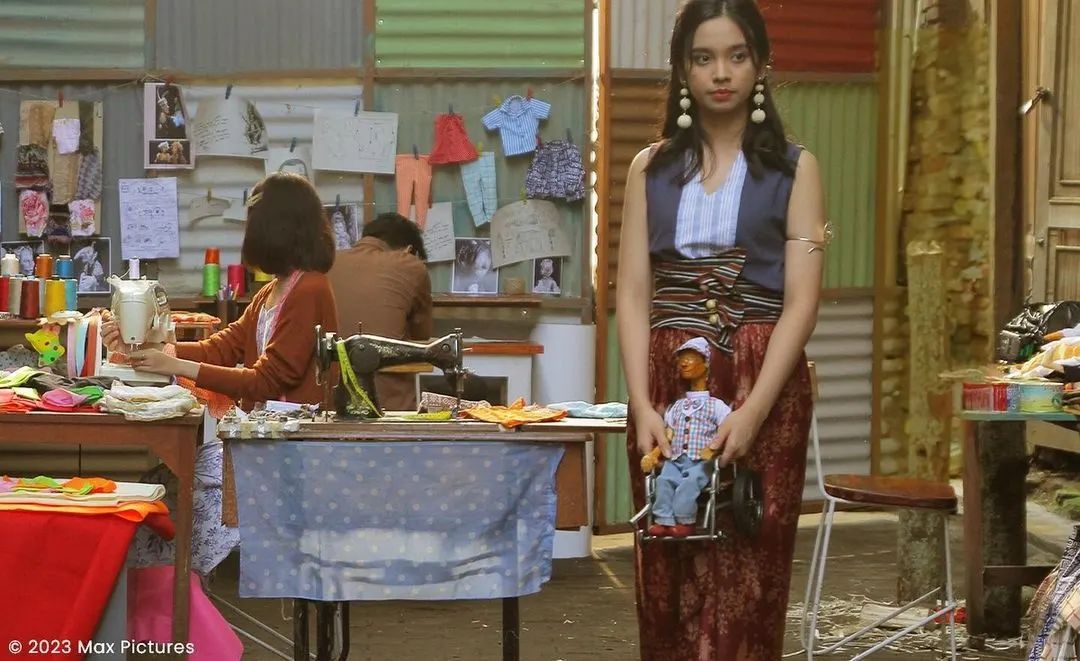 Lyodra Ginting lakukan debut akting di film Why  Do You Love Me. Ini karakter yang ia perankan. Simak lengkapnya.