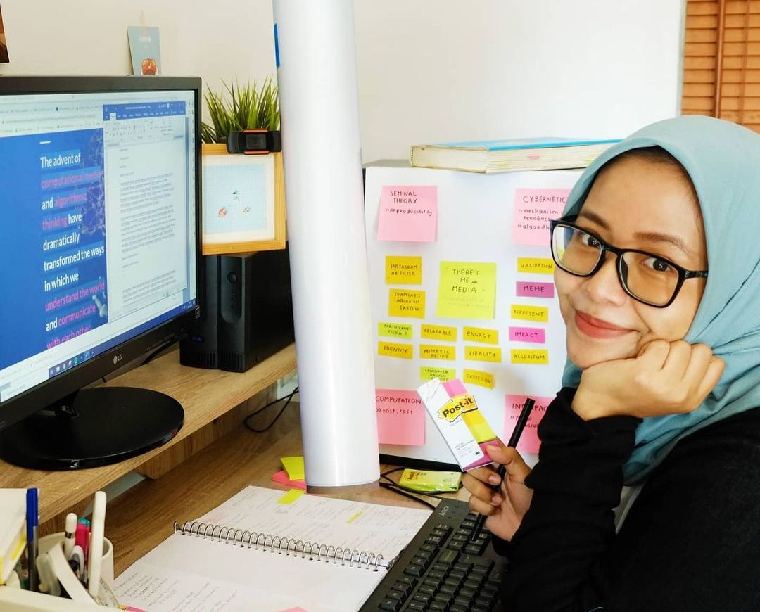 Kawan Puan, ternyata kisah pendirian komunitas ibu membaca BBB Book Club yang diinisiasi Puty Puar menarik sekali lo. Simak yuk cerita selengkapnya!