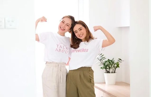 Berikut ini cerita Mandy dan Elrica yang menjadi seorang working mom namun tetap mengurusi kebutuhan rumah meski telah memiliki ART