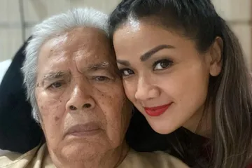 Ayah Nirina Zubir akan dimakamkan satu lahad dengan ibunda