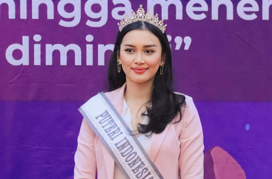 Gina Sinaga ungkap apa makna cantik pada diri perempuan dalam Arisan  Parapuan 24. Berikut lengkapnya.