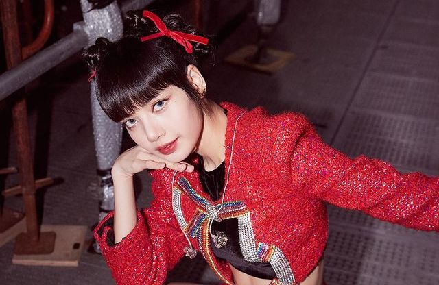 Simak sederet fakta Lisa BLACKPINK yang merayakan ulang tahun ke-26 tanggal 27 Maret 2023, salah satunya tentang awal mula karier.
