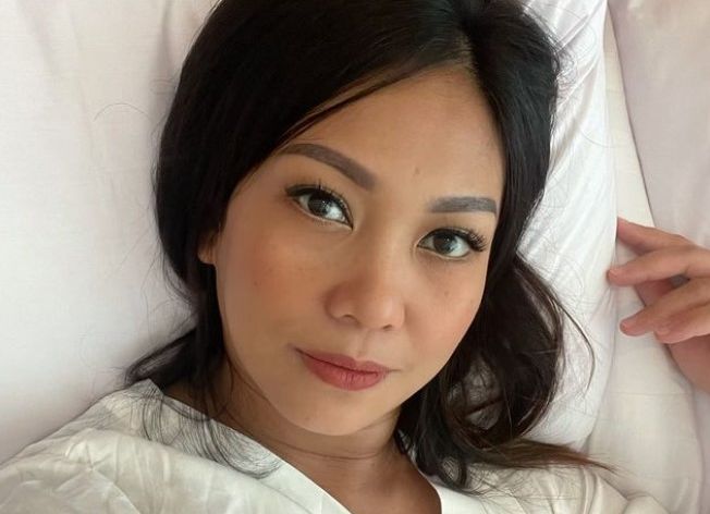 Kabar bahagia, penyanyi Nola Be3 baru saja melahirkan anak keempatnya yang diberi nama Nakeya. Ini harapan Nola untuk anaknya.