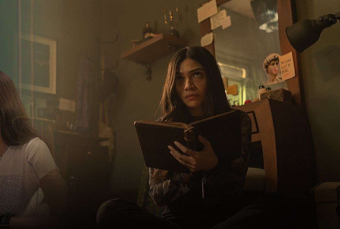 Sedang tayang di bioskop, yuk intip apa saja fakta menarik film Mantra Surugana yang dibintangi Sitha Marino.