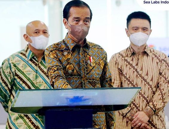 Presiden Joko Widodo meresmikan Sea Labs Indonesia yang akan meningkatkan lapangan kerja talenta digital dalam negeri.