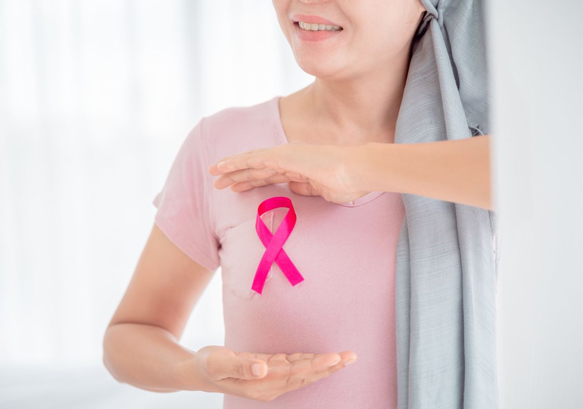 Dalam rangka Hari Kanker Sedunia yang diperingati pada 4 Februari, ini sepuluh gejala kanker yang wajib diketahui oleh perempuan.