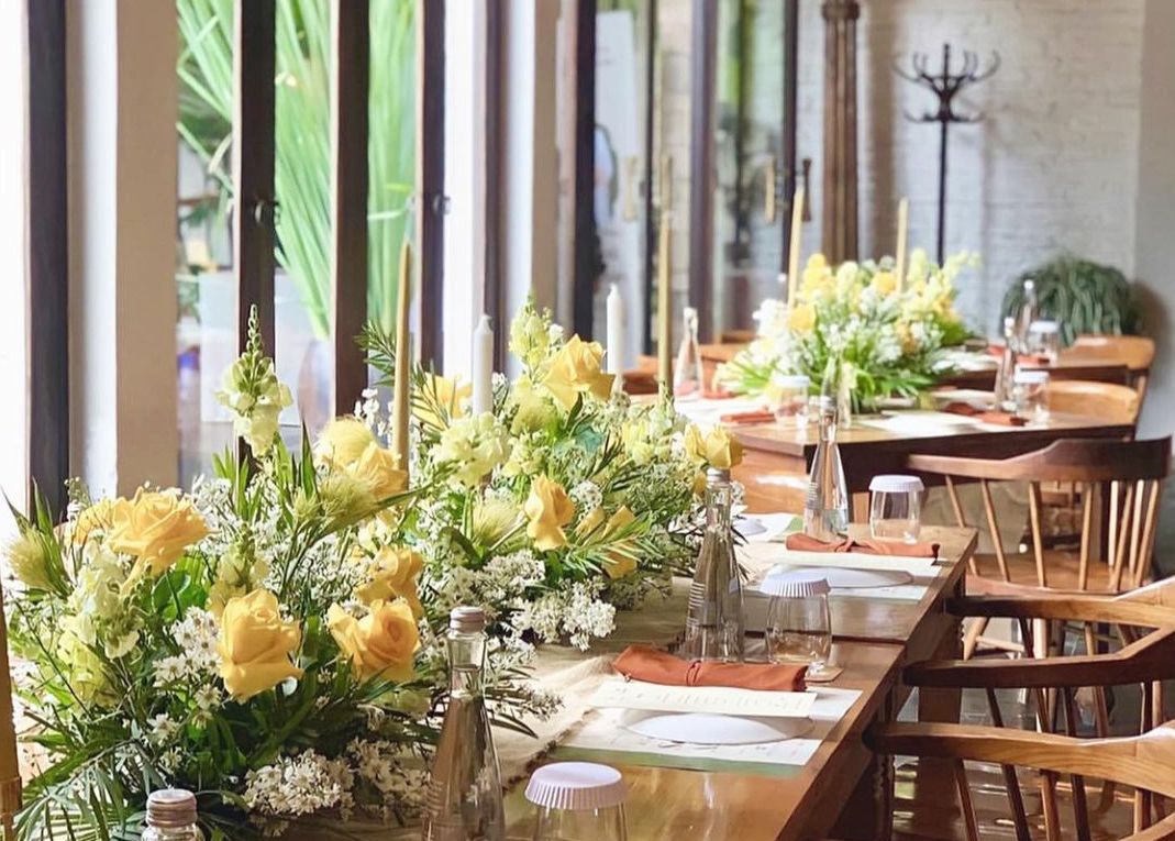 Ajak ibu dan keluarga makan enak di luar, berikut ini beberapa rekomendasi restoran di Jakarta untuk merayakan Hari Ibu.