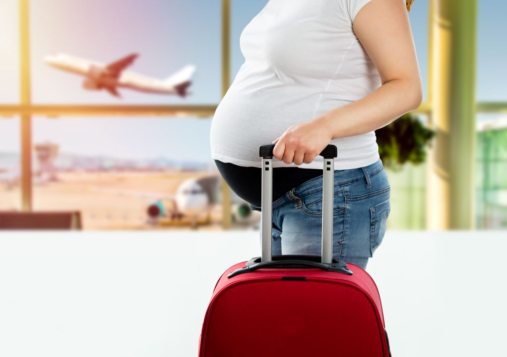 Berikut ini 9 syarat ibu hamil naik pesawat Lion Air Group termasuk Batik Air dan Wings Air, catat usia kehamilan yang diperbolehkan
