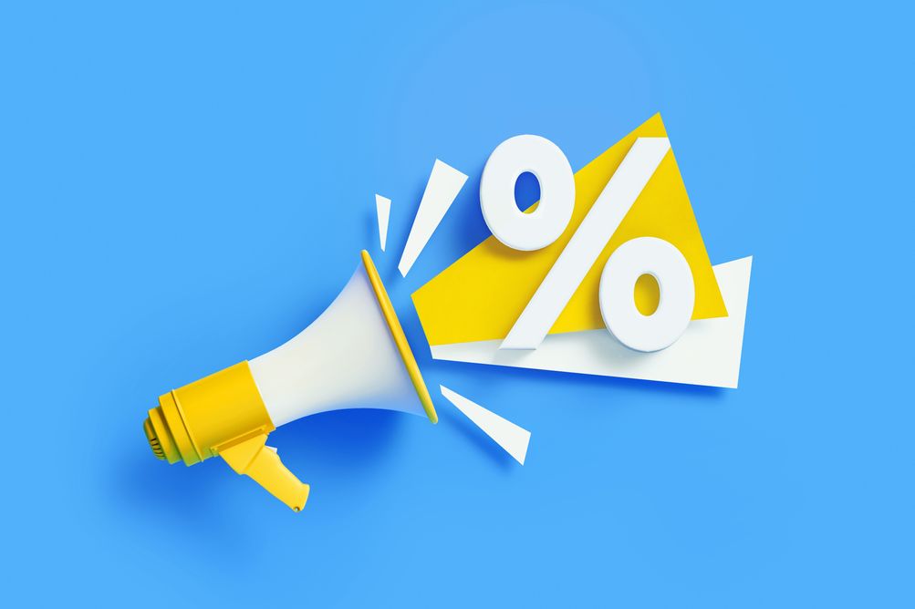 Berbagai alasan mengapa promo dan diskon menarik bagi konsumen, salah satunya memberikan mereka keuntungan finansial.