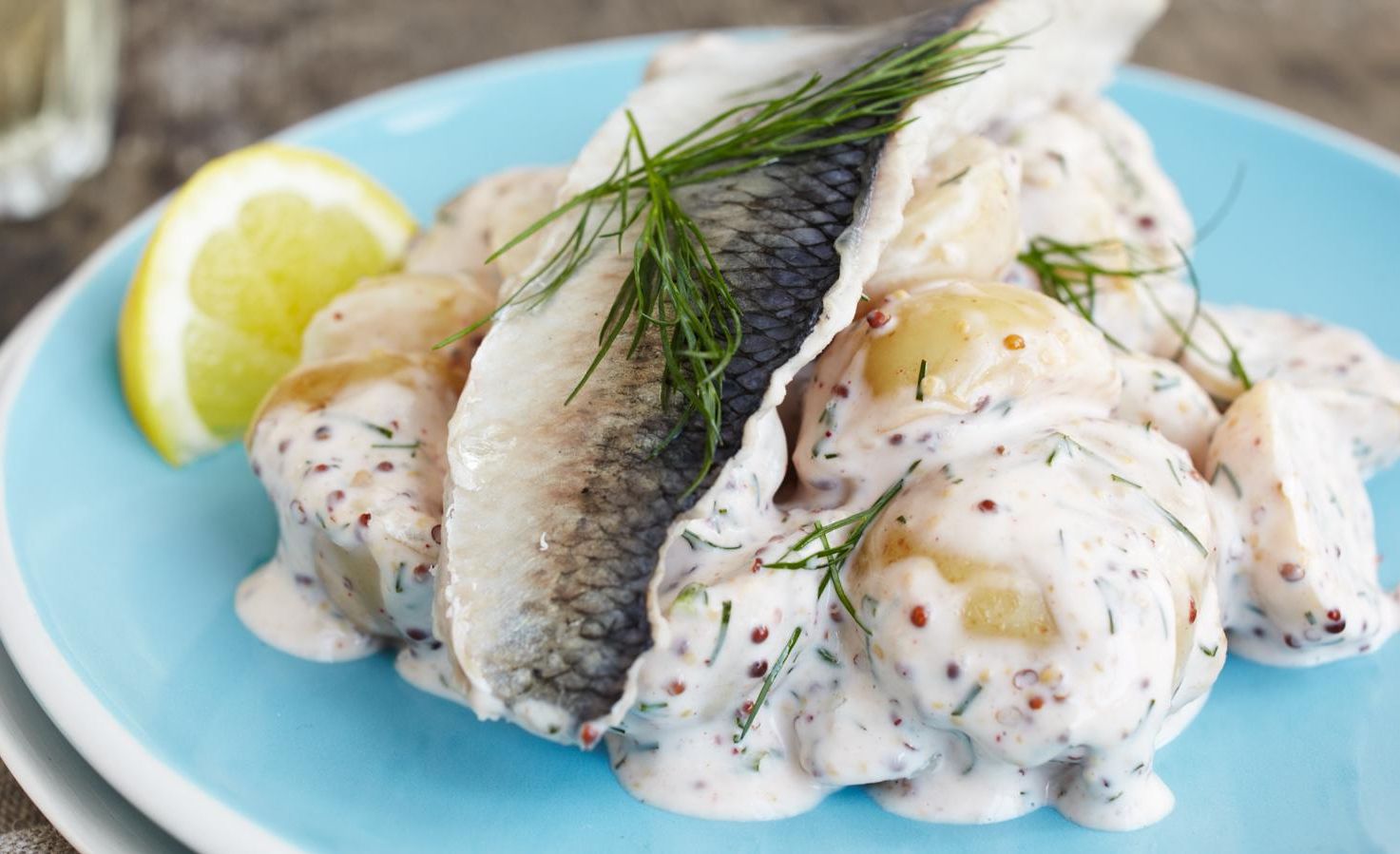 Tips Memasak Cepat Ikan Herring yang Viral di TikTok, Bisa Jadi Hidangan Salad - Parapuan