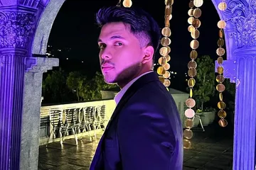 Thariq Halilintar ungkap kebahagiaannya jadi om setelah Aurel Hermansyah melahirkan.