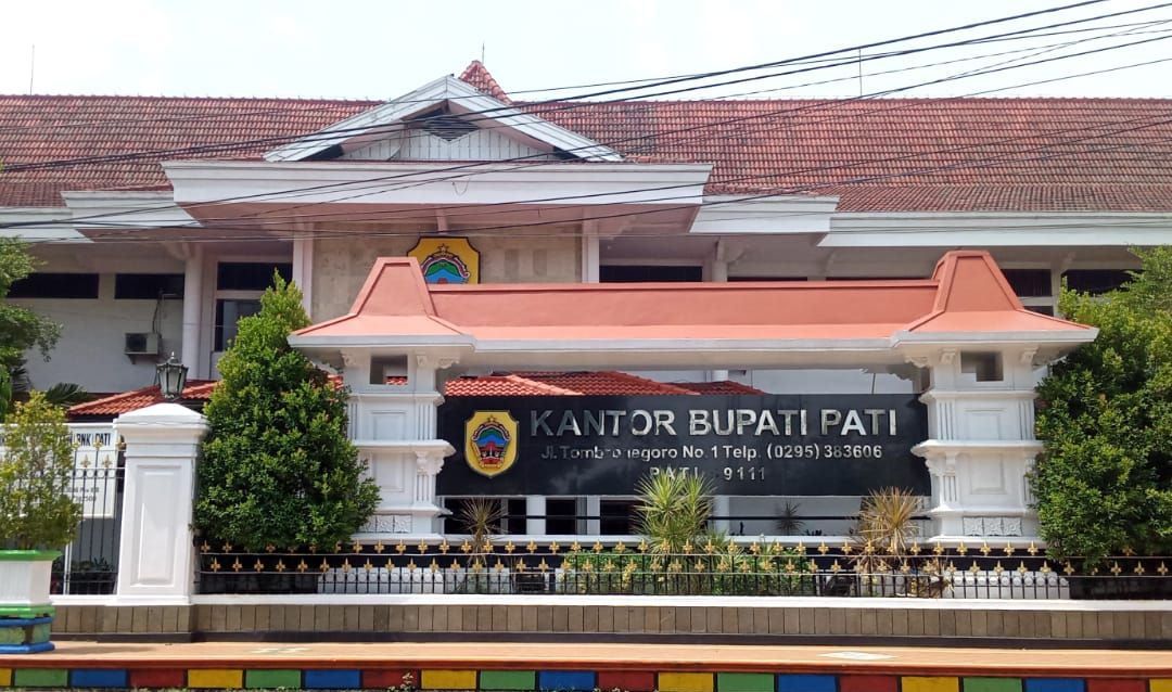 Usai demo ratusan warga Pati tuntut bupati mundur, DPRD akhirnya sepakati hak angket. Yuk, kenali apa itu hak angket.