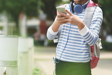 Ngentot Ketahuan Anak - Viral di TikTok Anak Kecil Ketahuan Main Roleplay, Apa Itu RP? - Parapuan