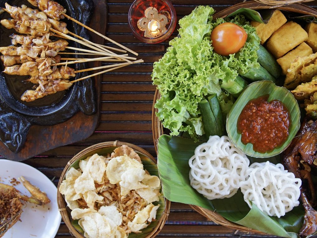 Berikut ini tiga tips berkunjung ke Festival Kuliner Tjap Legende yang akan hadir di sembilan kota besar di Indonesia.