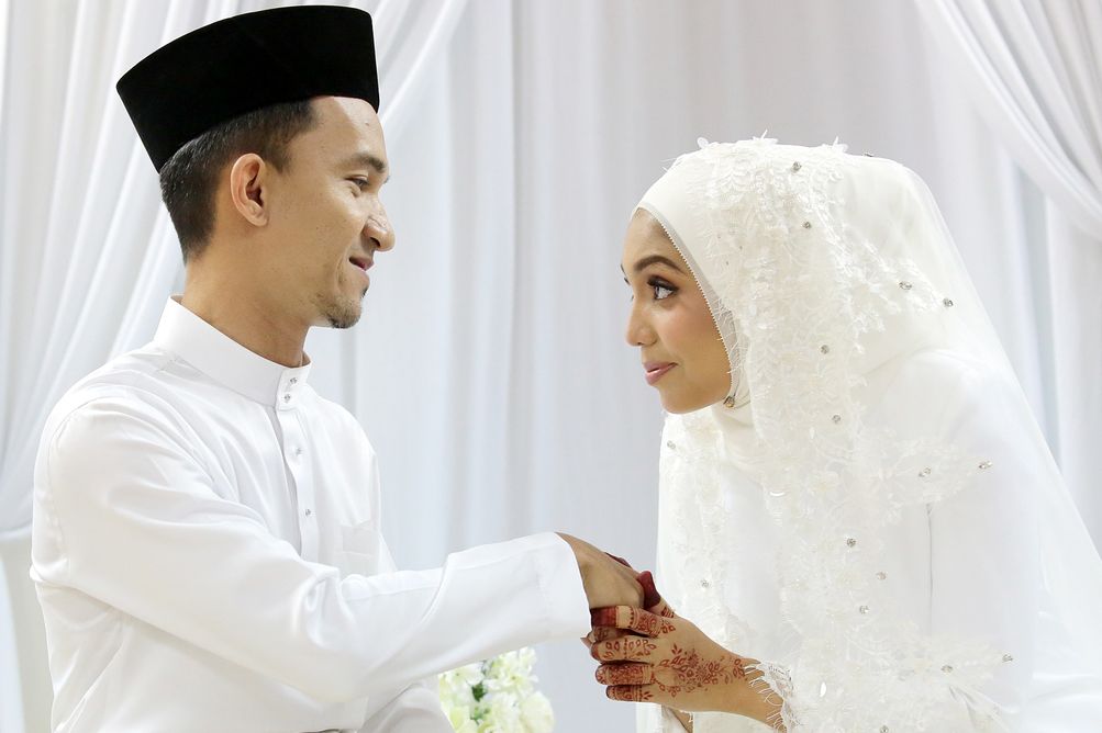 Berikut lima inspirasi gaya hijab wedding yang bisa jadi referensi untuk nikah usai bulan Ramadan . 