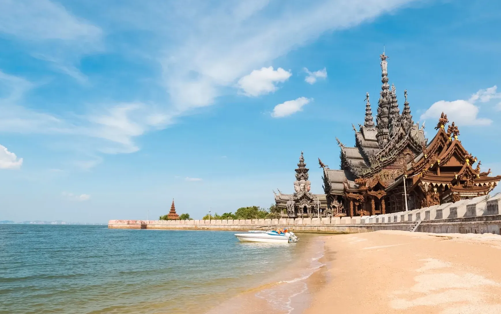 Ingin liburan ke Thailand tapi tak punya waktu banyak?Kamu bisa coba cek rekomendasi itinerary liburan ke Thailand ini.