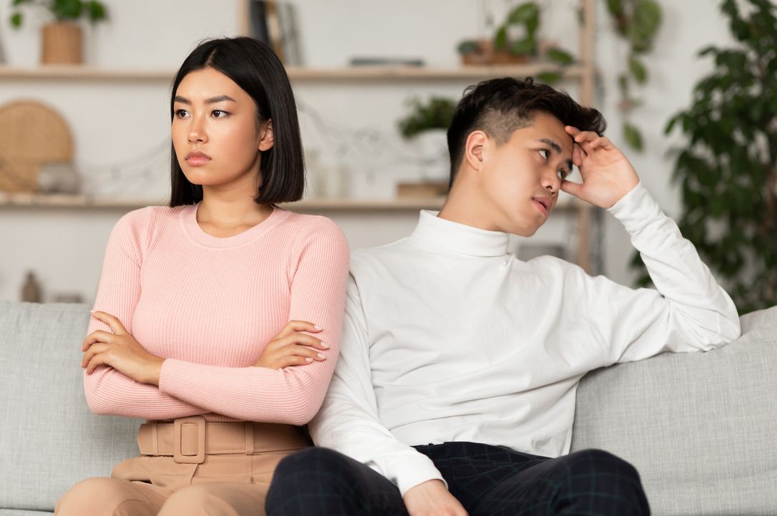 Pasangan yang tidak mau menghormati dan menang sendiri bisa membahayakan hubungan asmara. Simak, begini tanda-tandanya.