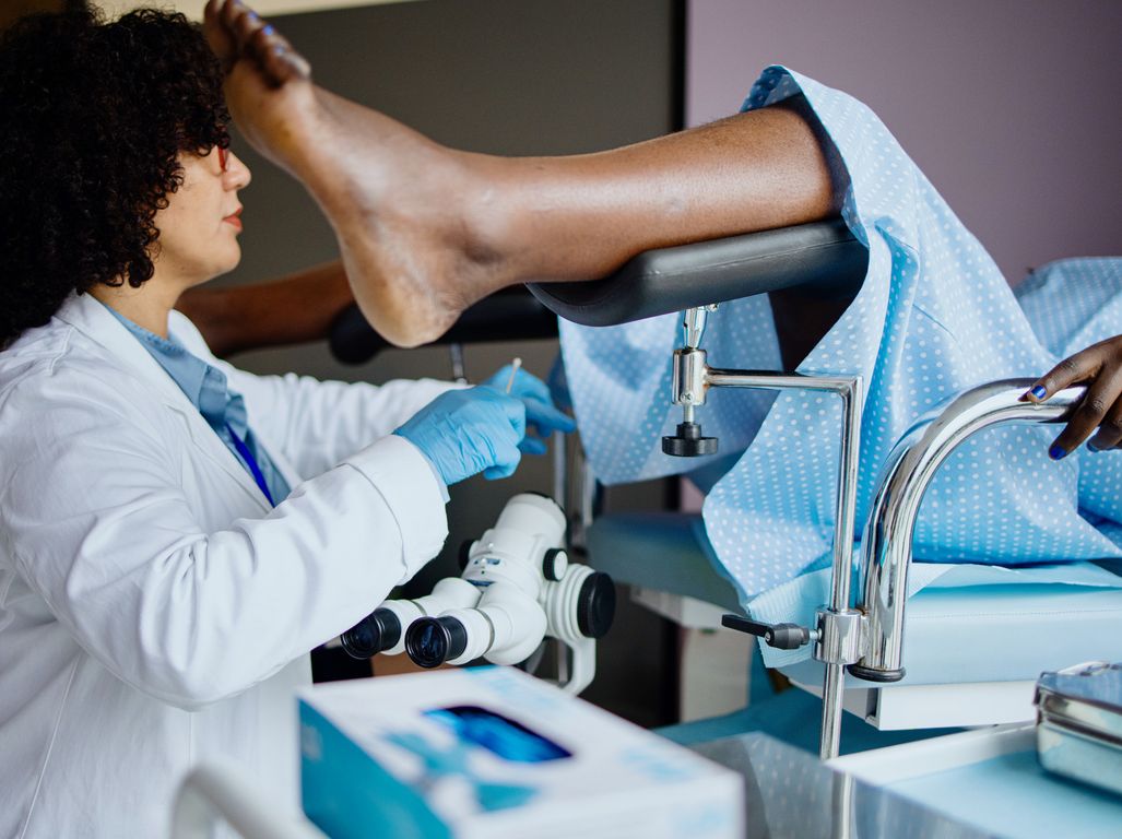 Viral di TikTok, dokter obgyn jelaskan perbedaan IVA test dan pap smear untuk skrining kanker serviks, simak selengkapnya
