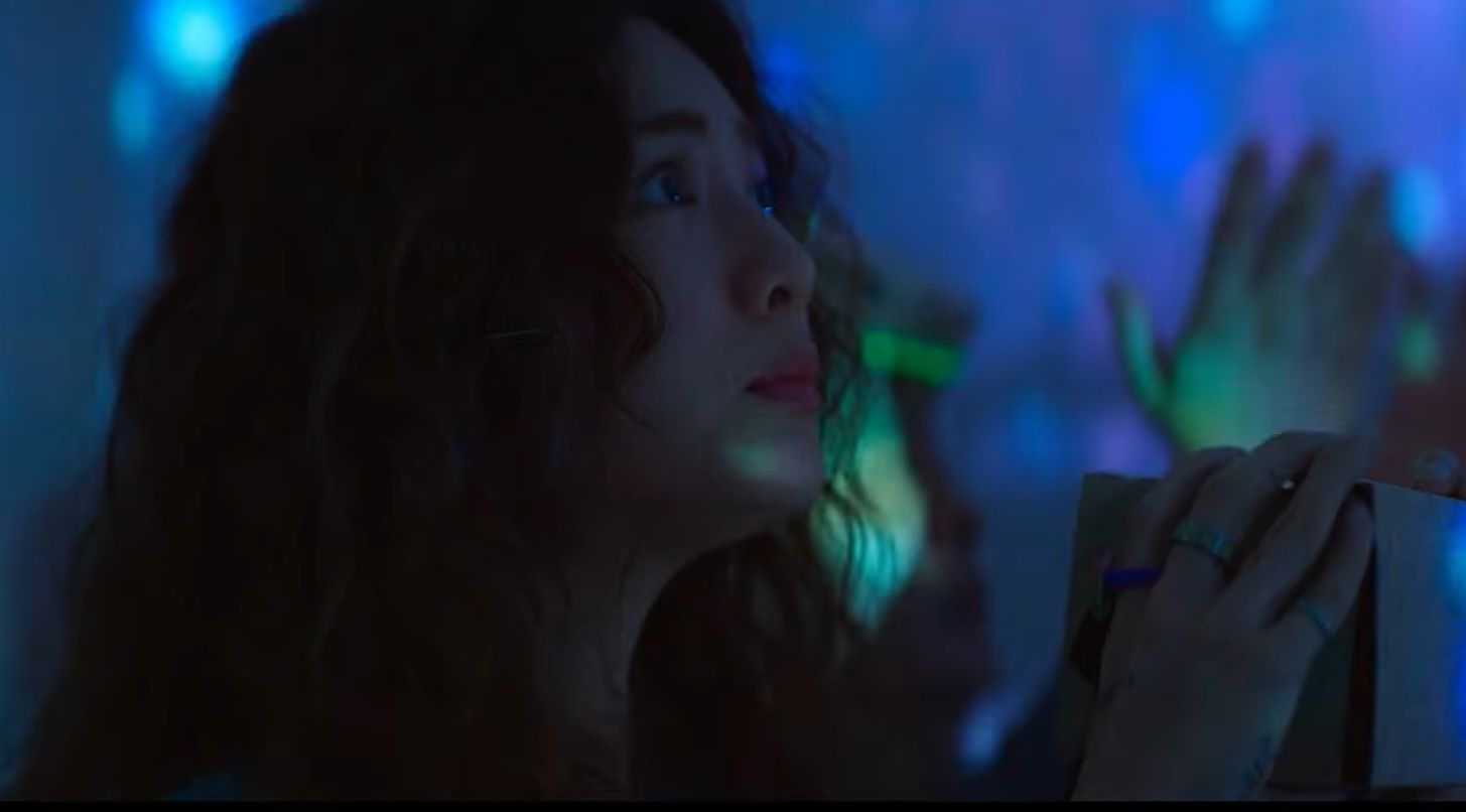 Dalam drakor Glitch, karakter Huh Bo Ra yang diperankan Nana After School  berprofesi sebagai streamer. Ini dia 5 fakta seputar profesi streamer. 