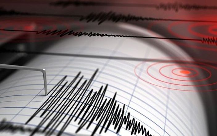 Baru-baru ini terjadi gempa bumi di Cianjur Jawa Barat. Gempa berkekuatan 5,6 M, namun tidak berpotensi tsunami