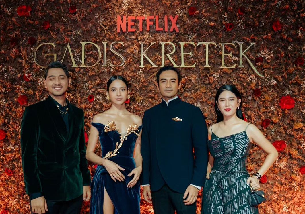 Gadis Kretek menjadi serial Indonesia terbaru yang belakangan viral di TikTok. Ini alasan kamu harus nonton menurut para pemainnya.