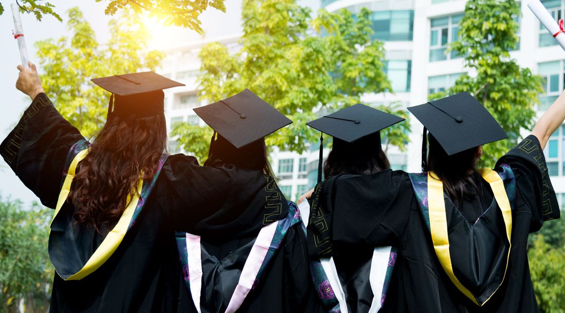 Ingin kuliah di UK? Berikut beberapa program beasiswa kuliah di Inggris yang bisa kamu coba selain LPDP.