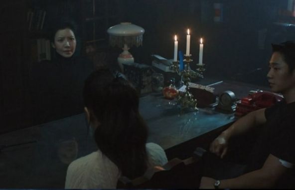 Ini dia sinopsis Snowdrop episode 14 yang akan tayang pada Sabtu malam, (29/1/2022). Identitas asli Young Ro bakal terbongkar di episode ini.