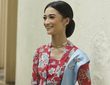 Berikut tips berkebaya ala konten kreator Patricia Arstuti yang bisa kita tiru, simak penjelasan selengkapnya!