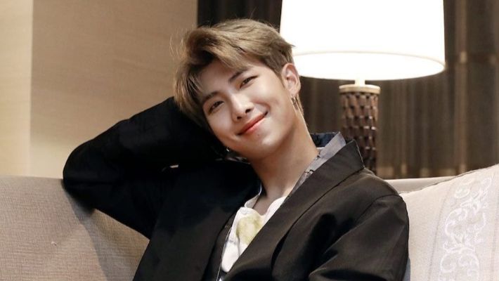 Berikut ini berita terpopuler di kanal trending topic. Mulai dari lagu baru RM BTS hingga fakta pemain series Wednesday.