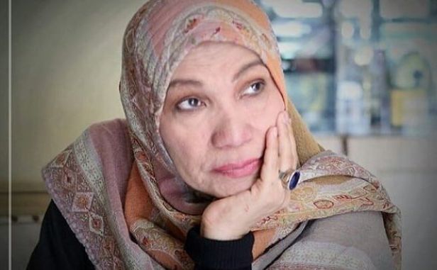 Artis senior Dorce Gamalama meninggal dunia. Ia sempat berjuang melawan sakit diabates dan alzheimer sebelum meninggal. Apa gejalanya?