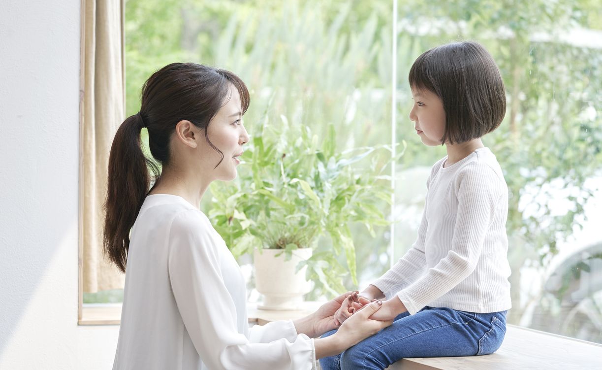 Teriakan dan bentakan tidak akan membuat anak jadi disiplin. Beginilah cara tepat untuk mengajarkan anak kedisiplinan. Hindarilah membentak.
