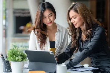 ilustrasi lowongan kerja gaji tinggi tingkat stres rendah
