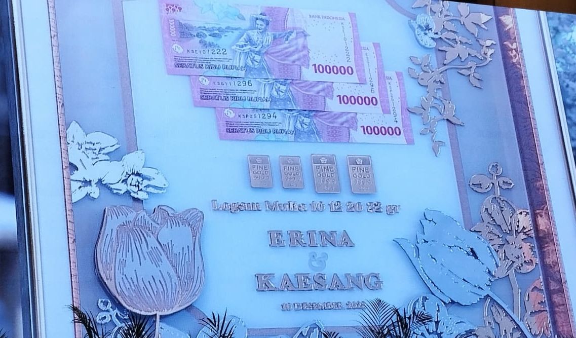 Mahar uang kertas pecahan Rp100.000 dari Kaesang untuk Erina jadi polemik karena nomor seri. Ternyata, ini fungsi adanya nomor seri pada uang kertas.