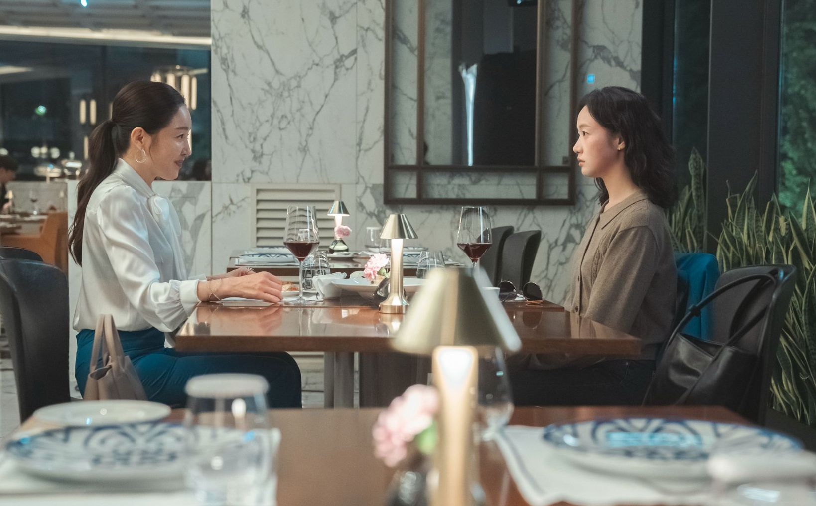 Intip preview Little Women episode 4 yang bakal tayang hari Minggu, (11/9/2022) di Netflix saat Oh In Joo bertemu Won Sang Ah.