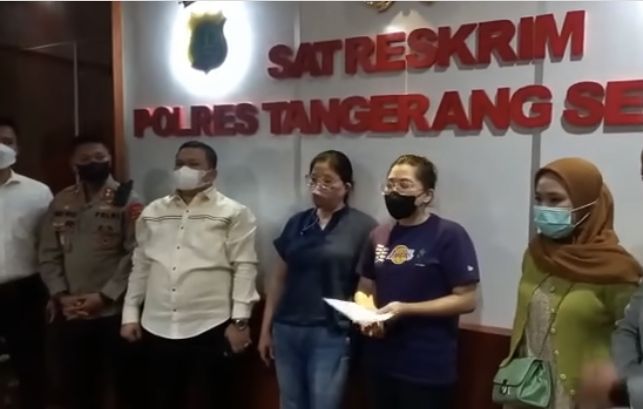 Buntut kasus karyawan Alfamart yang diintimasi oleh konsumen. Kedua belah pihak sepakat untuk berdamai.
