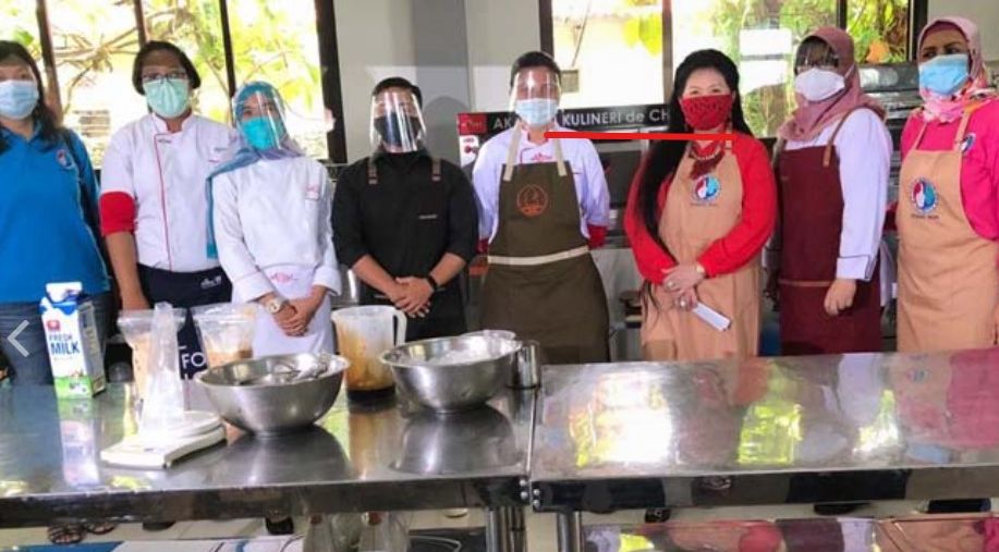 Menyambut Hari Kartini, Women in Maritime Indonesia (WIMA INA) bersama dengan Indonesia Port Corporation (IPC), melaksanakan kelas memasak.