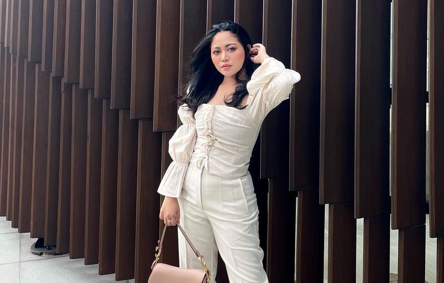 Dan bertepatan dengan Hari Bipolar Sedunia pada 30 Maret kemarin, Rachel Vennya membuka kisah lamanya idap bipolar.