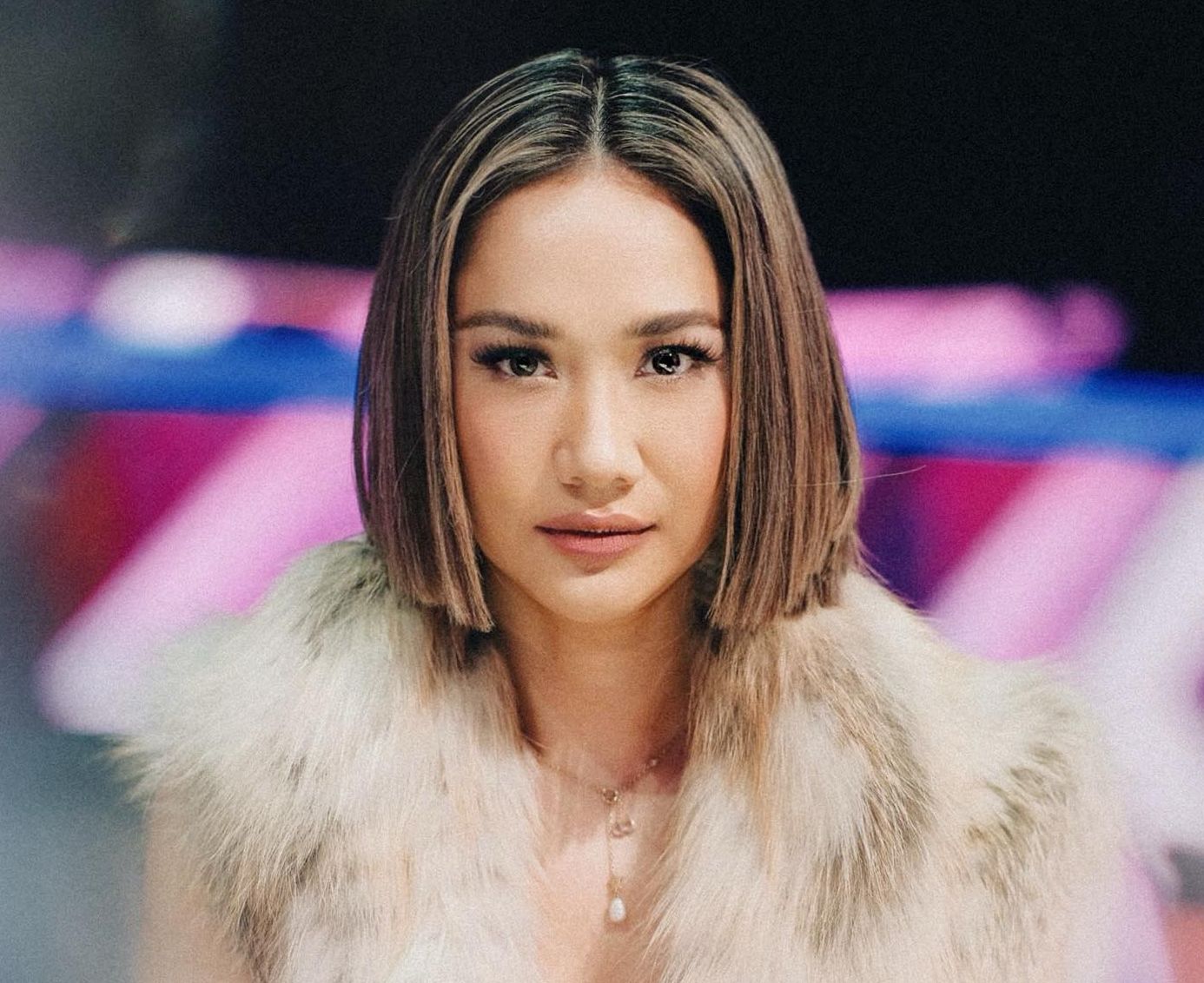 Penyanyi Bunga Citra Lestari berhasil membawa kedua anak didiknya, Alvin dan Danar ke babak Grand Final X-Factor. Ini tantangannya.