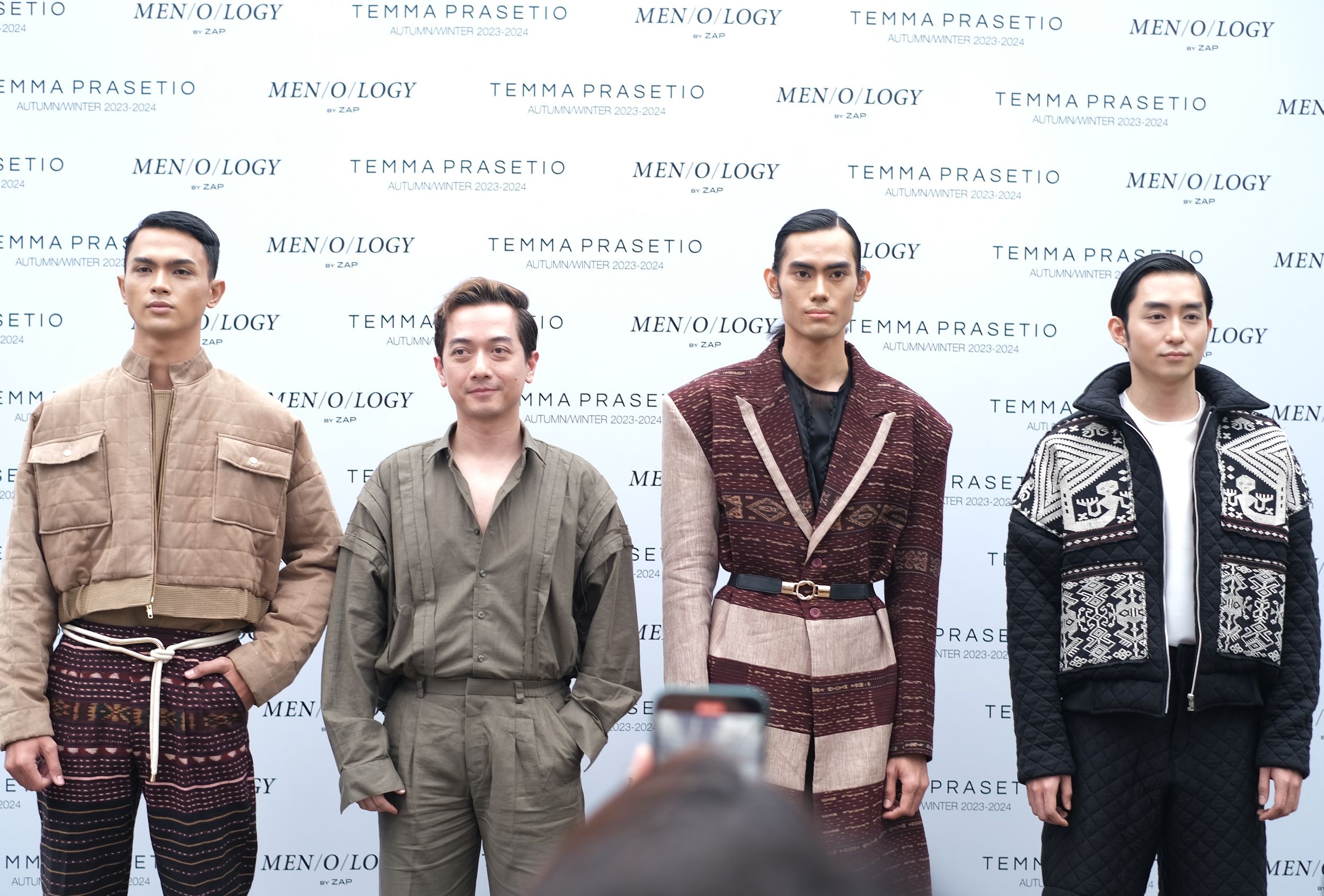 Temma Prasetio akan kenalkan kain tenun NTT melalui karya Inheritance ke internasional dalam ajang Dubai Fashion Week 2023