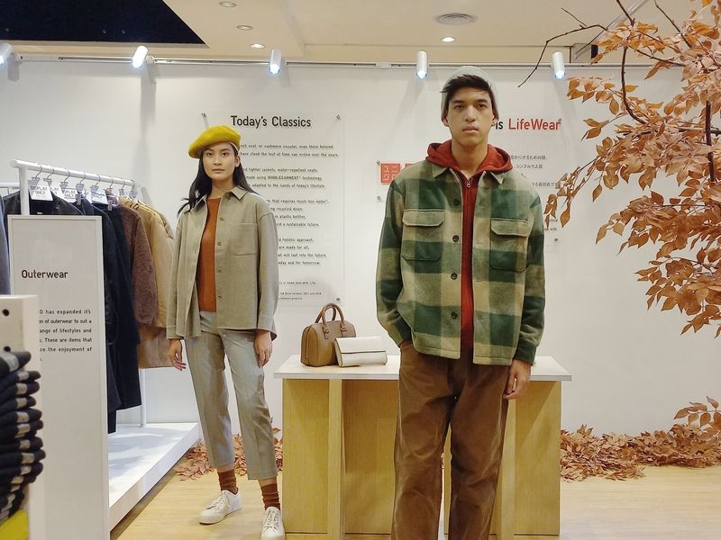 Berikut koleksi terbaru UNIQLO untuk musim Fall/Winter 2022. Bertema Today’s Classic yang timeless dan functional.