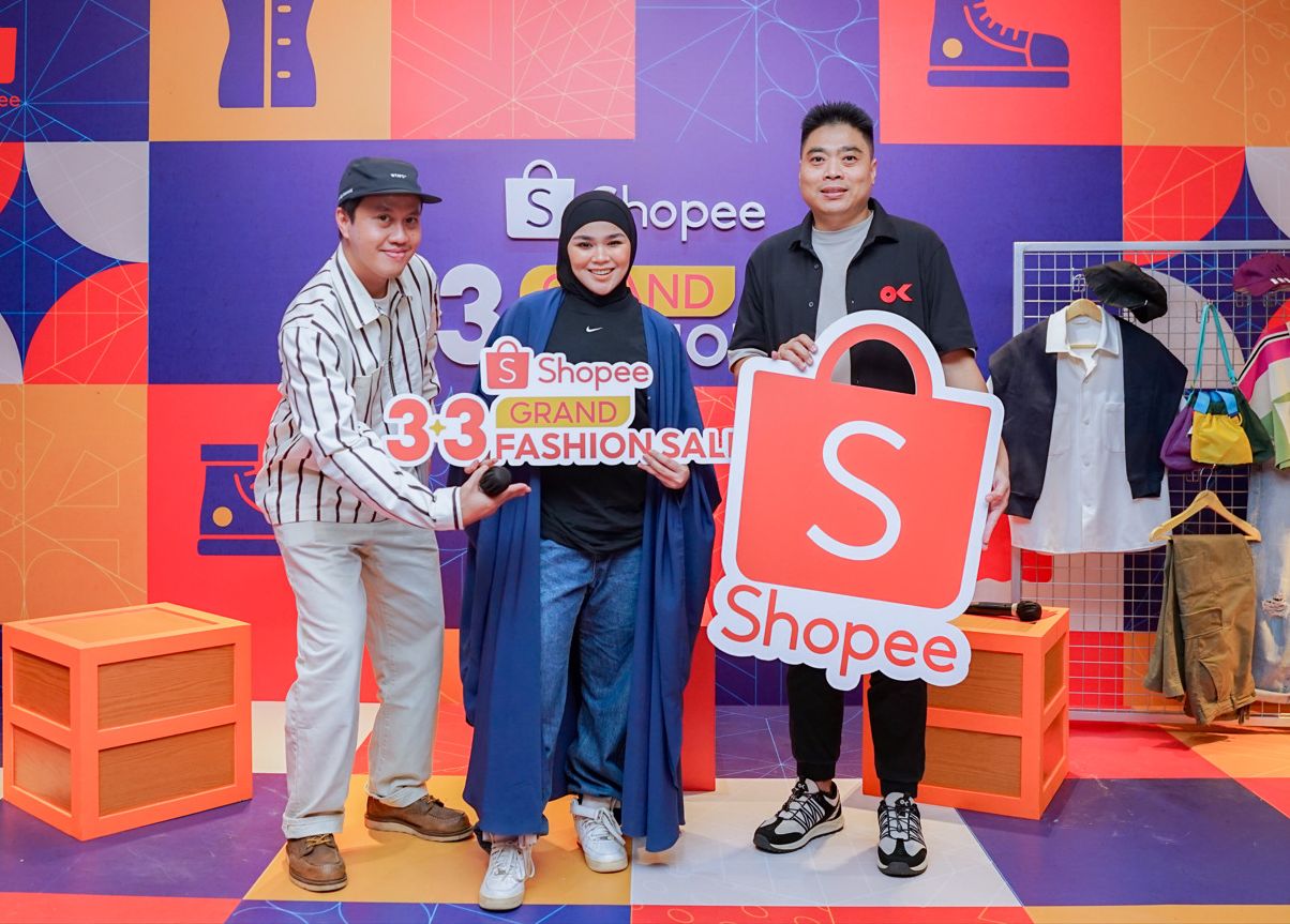 Ini alasan gaya streetwear populer di kalangan generasi muda. Termasuk promo menarik 3.3 di Shopee untuk dapatkan produk streetwear.