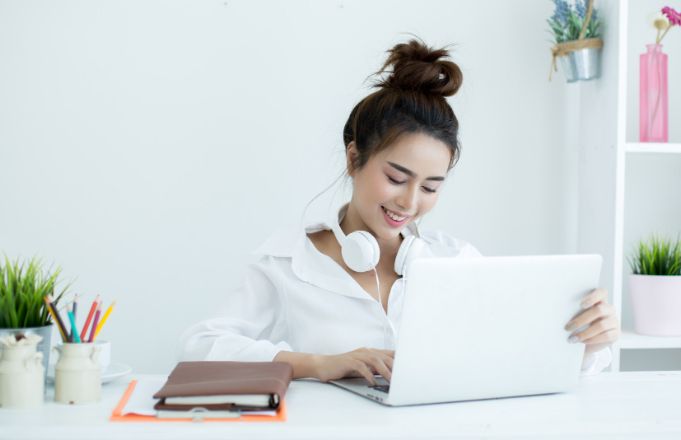 Kawan Puan ingin jadi jurnalis di era digital seperti sekarang? Kuasai jenis digital skills ini terlebih dulu!