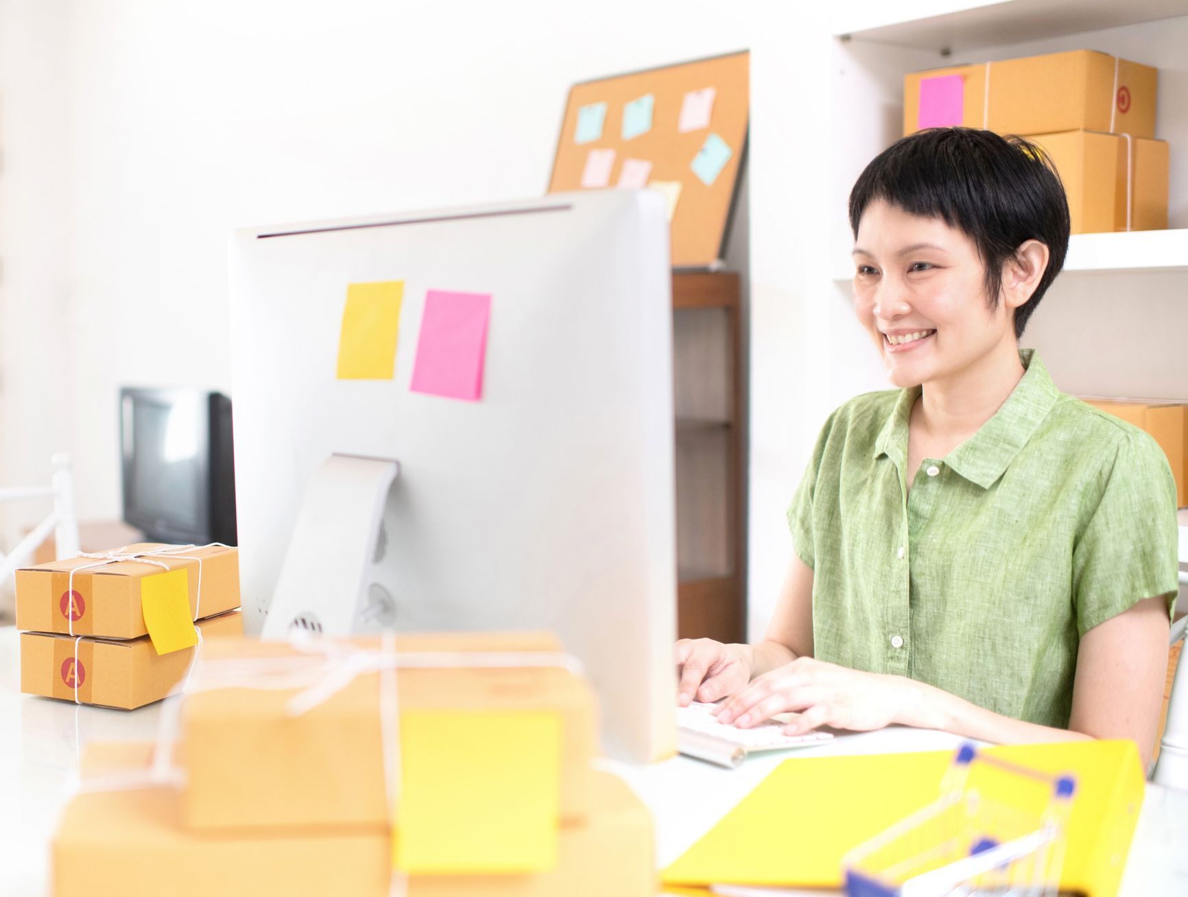 Sebagai pelaku usaha, ini beberapa cara mompreneur mengatur waktu agar bisnis dan kehidupan keluarga seimbang.
