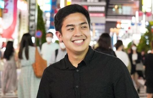 Waseda Boys tahun ini bubar untuk mengejar mimpi masing-masing, Jerome bermimpi ingin mendirikan sekolah.
