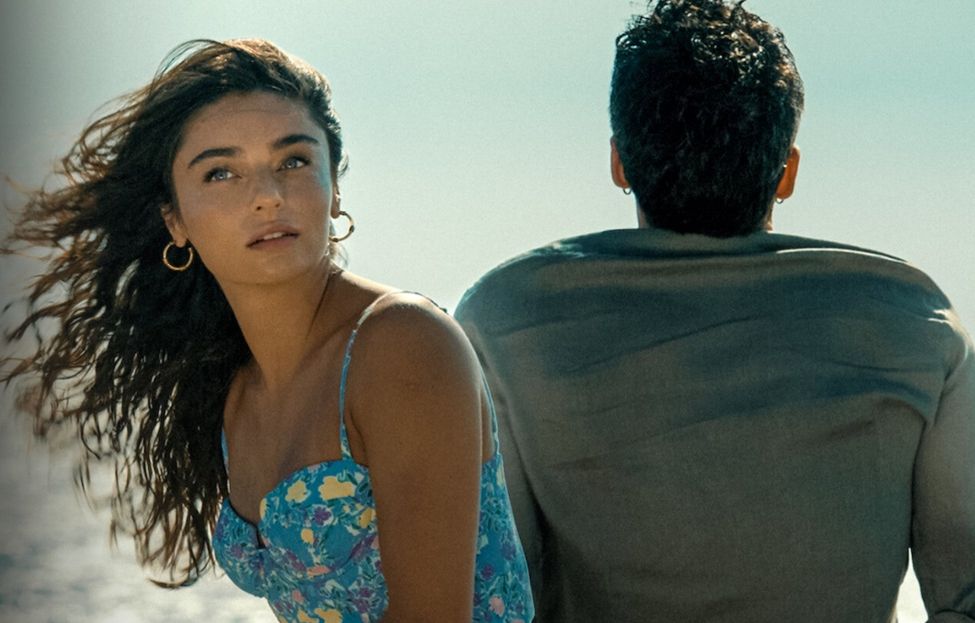 Kamu sedang mencari rekomendasi film romantis? Berikut sinopsis film Make Me Believe, film romantis asal Turki di Netflix.