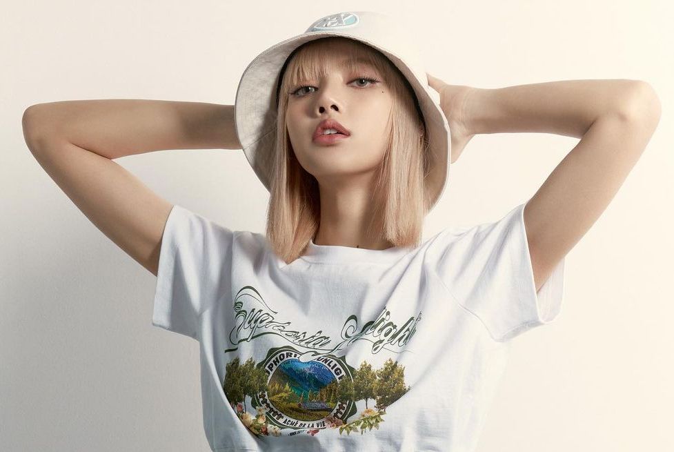 Rambut terlihat stylish dan sehat dengan rekomendasi shampo untuk rambut berwarna. Cek selengkapnya!