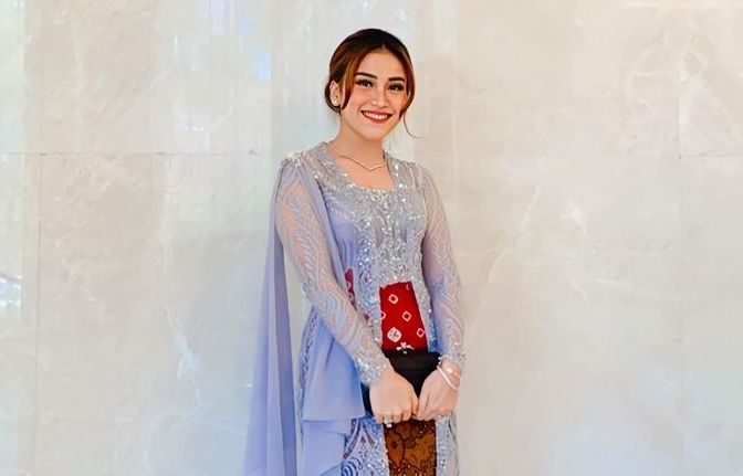 Penyanyi dangdut Ayu Ting Ting ceritakan masa lalunya, pernah jadi korban pelecehan seksual hingga trauma tampil di panggung.