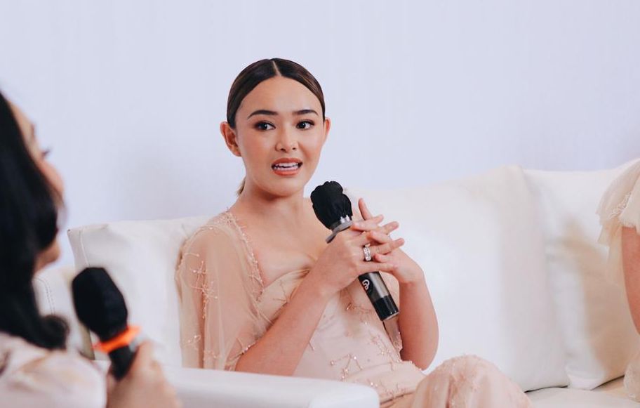 Sinetron Ikatan Cinta kini dapat banyak kritikan dari netizen, Amanda Manopo ungkap proses produksi yang tak mudah.